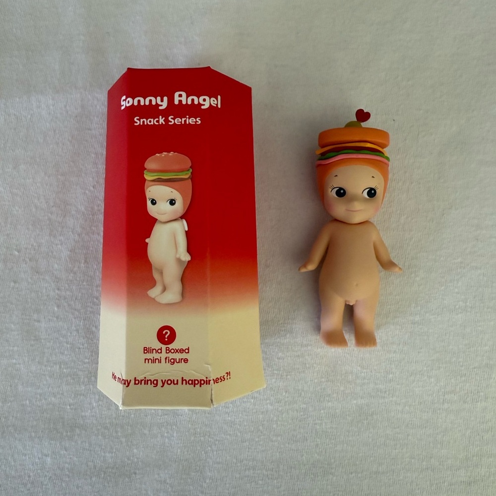 NWT Sonny Angel Snack Series Mini Figure - Sandwich